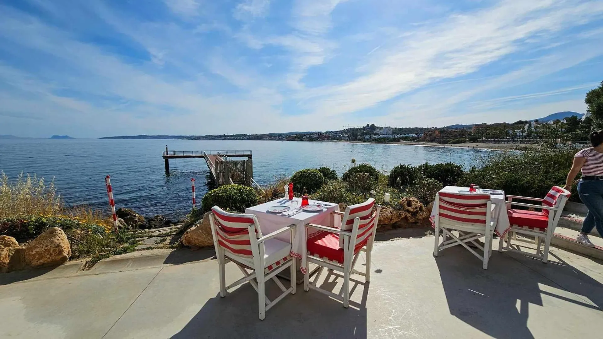 Duplex Con Bellas Vistas Al Mar, A Pasos De La Playa Estepona Apartment