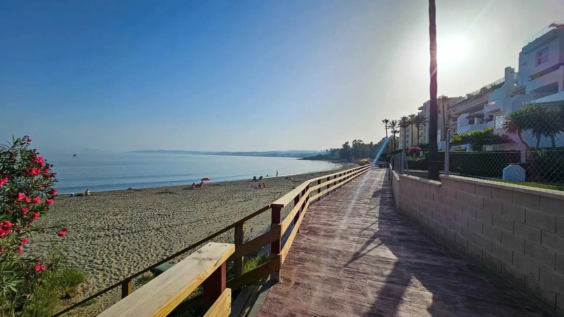 Apartment Duplex Con Bellas Vistas Al Mar, A Pasos De La Playa Estepona Spain